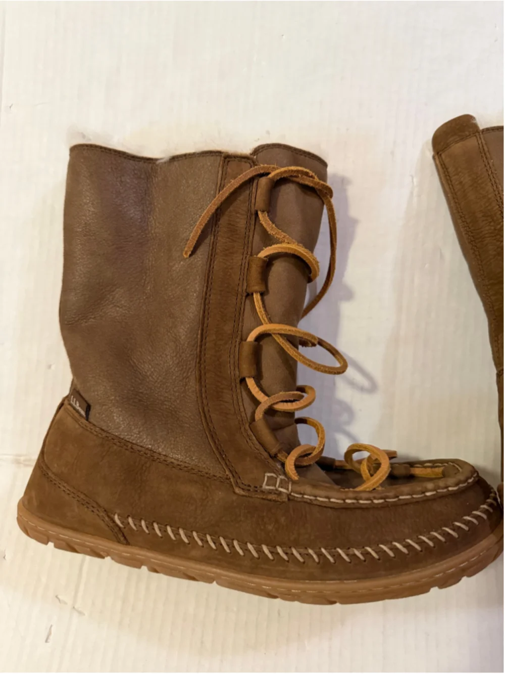 L.L.Bean Brown Shearling Leather Winter Boots Women’s US 10 M Lace Up Lamb Fur M